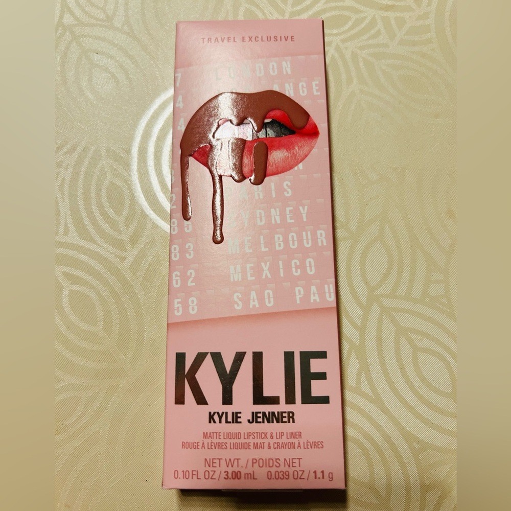 Brand new Kylie lip liner